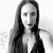 Docente di biologia, impartisce lezioni di fisica, biochimica, chimica organica, anatomia, fisiologia